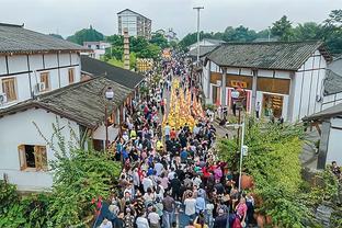 共和报：张康阳希望继续留在国米无意出售俱乐部，正寻找新的融资